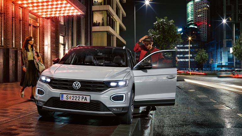 Μέσω internet θα πουλά τα αυτοκίνητά της η VW